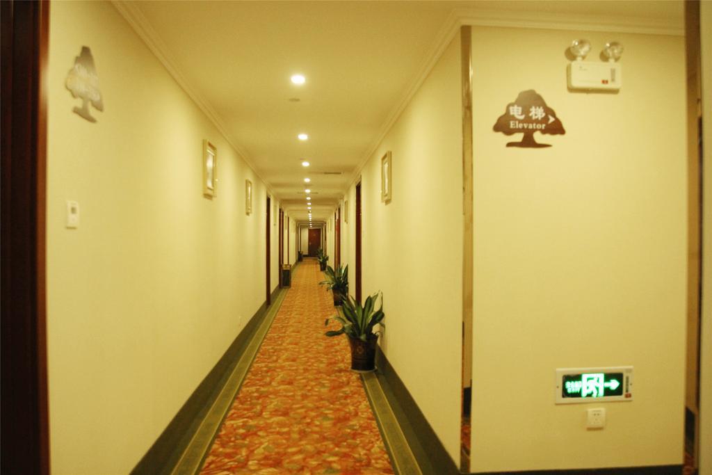 Greentree Inn Yunnan Kunming Chenggong University City Shilin Street Express Hotel Exterior foto