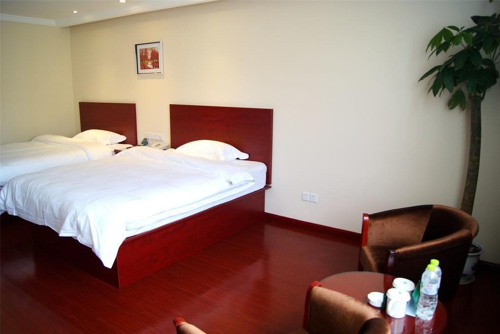 Greentree Inn Yunnan Kunming Chenggong University City Shilin Street Express Hotel Exterior foto